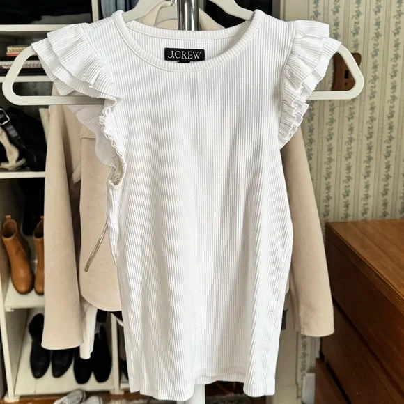 Ribbed Ruffle Tank - Picture 2 of 5